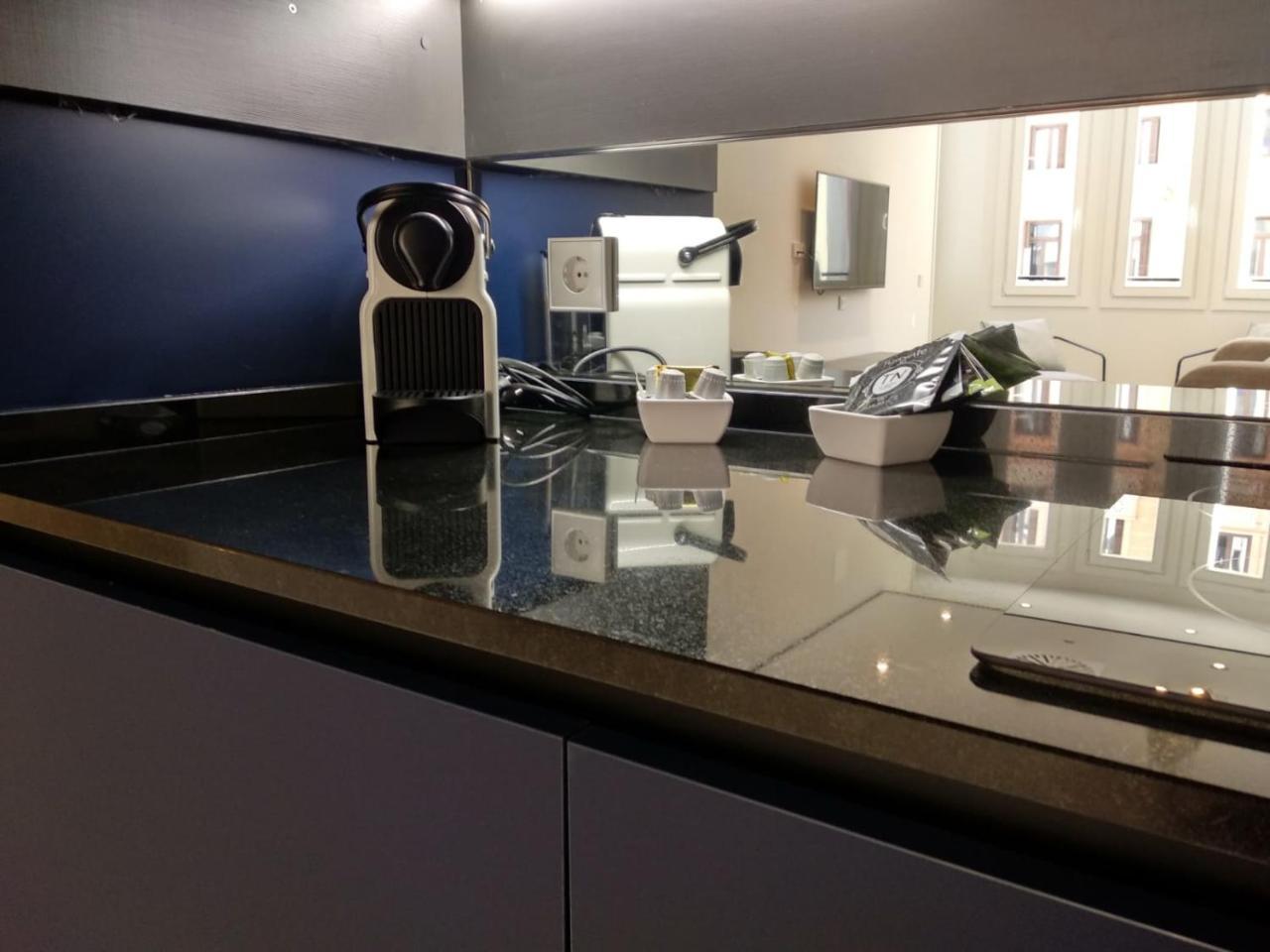 Studio Apartment,778840407:JPEG